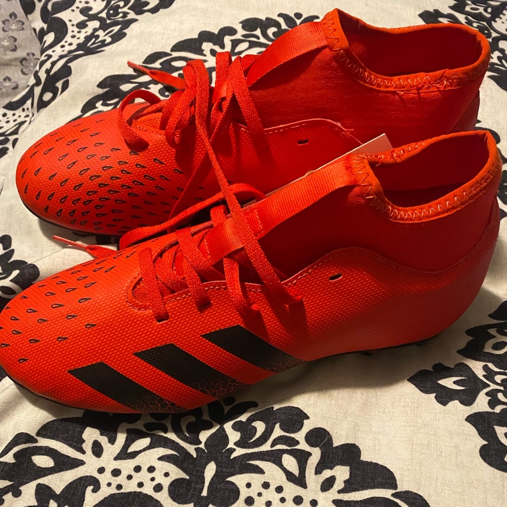 SOCCER CLEATS